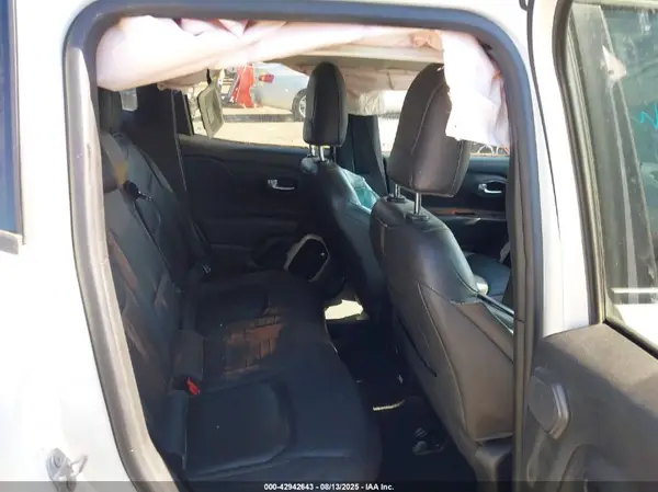ZACCJBDBXHPE84766 2017 JEEP RENEGADE - Image 8