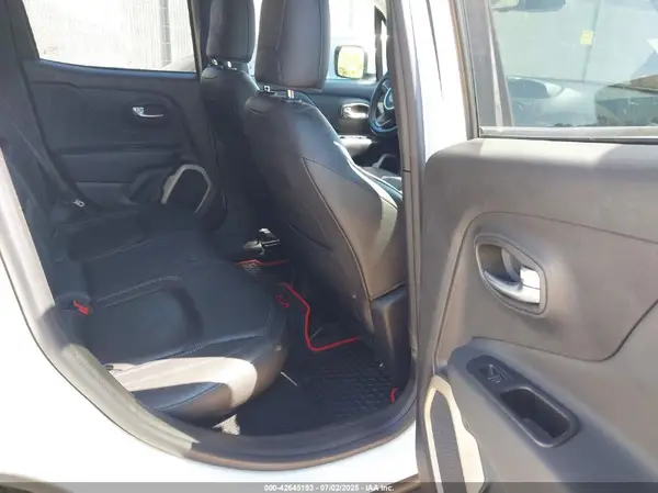 ZACCJBDBXHPG41356 2017 JEEP RENEGADE - Image 8