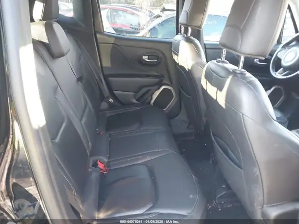 ZACCJBDBXHPG51157 2017 JEEP RENEGADE - Image 8