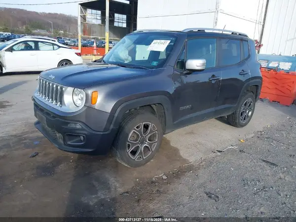 ZACCJBDBXJPH01335 2018 JEEP RENEGADE - Image 2