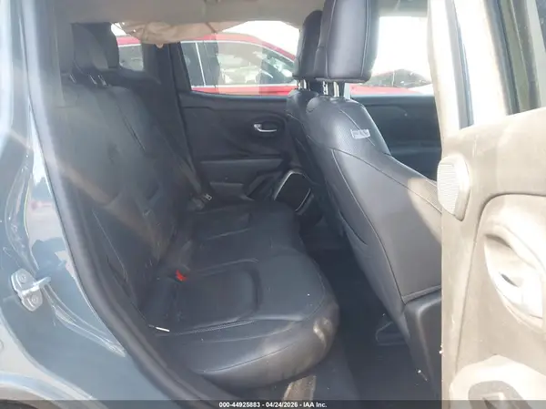 ZACCJBDBXJPH30656 2018 JEEP RENEGADE - Image 8