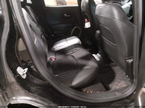 ZACCJBDT2GPD31645 2016 JEEP RENEGADE - Image 8