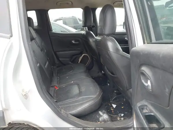 ZACCJBDT5GPD17478 2016 JEEP RENEGADE - Image 8