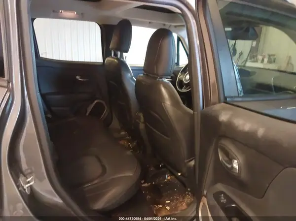 ZACCJBDT7GPC67599 2016 JEEP RENEGADE - Image 8