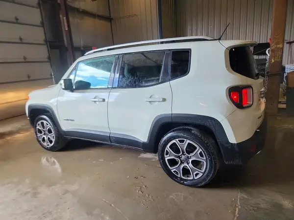 ZACCJBDT8GPC73797 2016 JEEP RENEGADE - Image 2