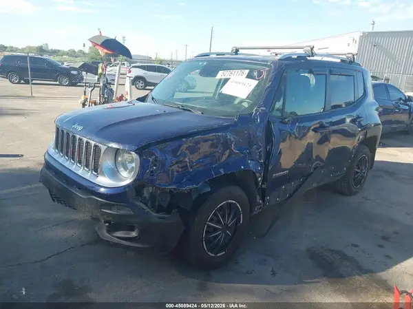 ZACCJBDT9GPC59813 2016 JEEP RENEGADE - Image 2