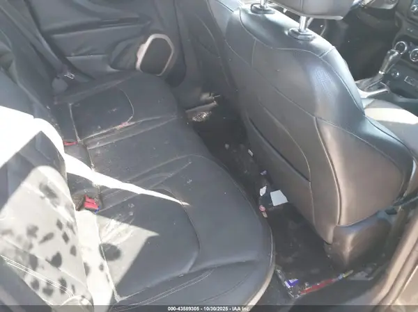 ZACCJBDT9GPD46160 2016 JEEP RENEGADE - Image 8
