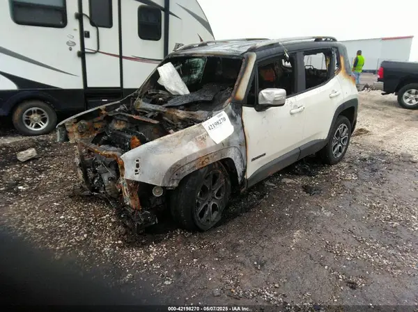ZACCJBDTXGPD23549 2016 JEEP RENEGADE - Image 2