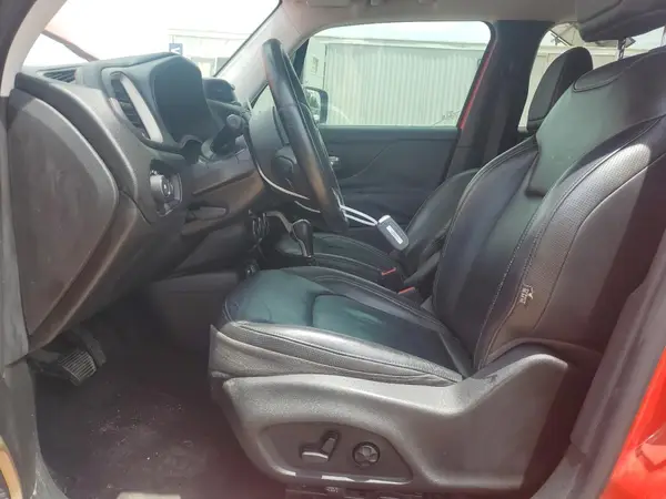 ZACCJBDTXGPD96940 2016 JEEP RENEGADE - Image 8