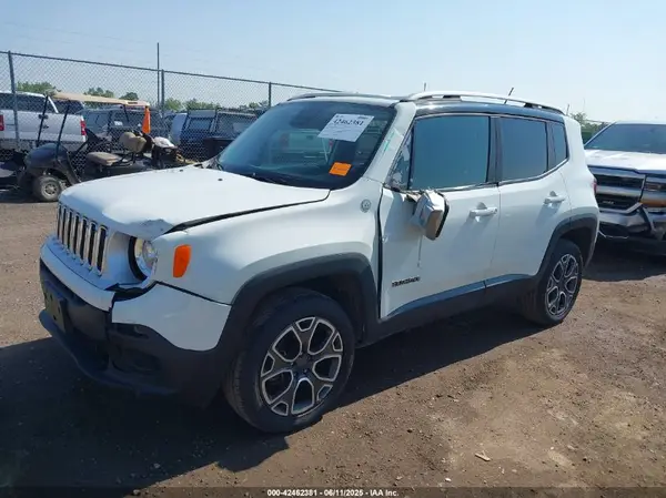 ZACCJBDTXGPE09198 2016 JEEP RENEGADE - Image 2