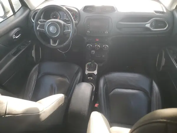 ZACCJBDTXGPE20945 2016 JEEP RENEGADE - Image 8