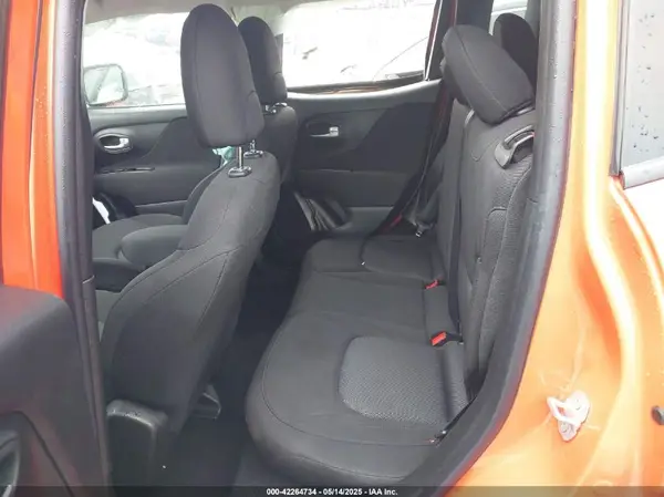 ZACNJAAB0LPL08984 2020 JEEP RENEGADE - Image 8