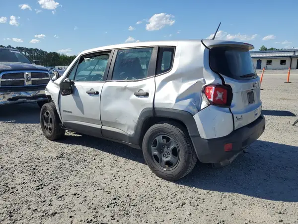 ZACNJAAB2KPK16435 2019 JEEP RENEGADE - Image 2