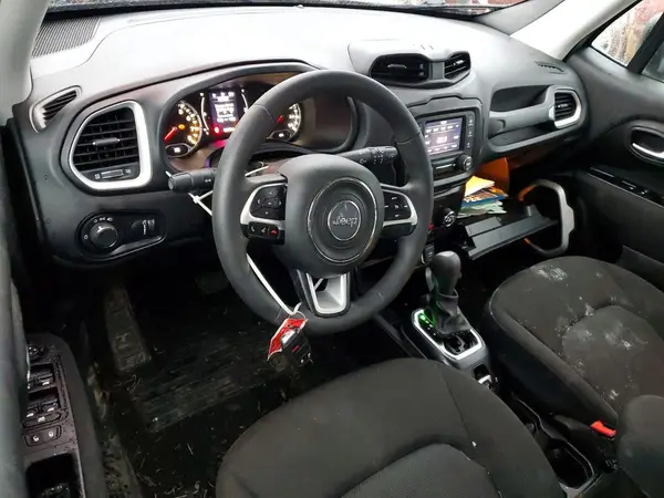 ZACNJAAB2LPL04063 2020 JEEP RENEGADE - Image 8