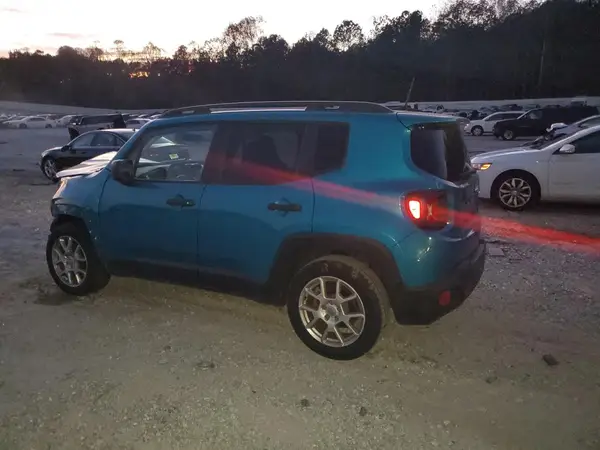 ZACNJAAB2LPL64179 2020 JEEP RENEGADE - Image 2