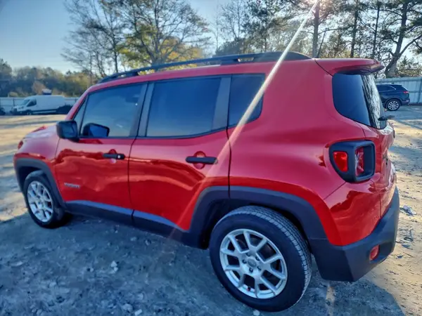 ZACNJAAB2LPL72394 2020 JEEP RENEGADE - Image 2