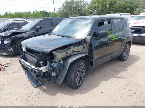 ZACNJAAB2LPM06219 2020 JEEP RENEGADE - Image 2