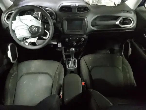 ZACNJAAB2LPM06849 2020 JEEP RENEGADE - Image 8