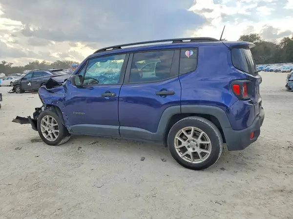 ZACNJAAB3KPK15827 2019 JEEP RENEGADE - Image 2
