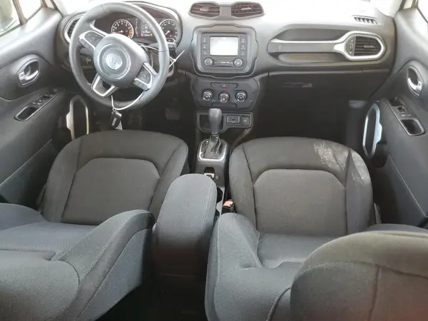 ZACNJAAB3LPL09059 2020 JEEP RENEGADE - Image 8