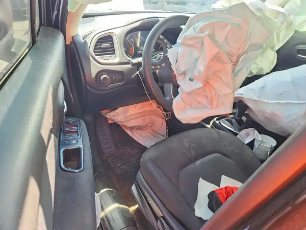 ZACNJAAB4LPL23262 2020 JEEP RENEGADE - Image 8