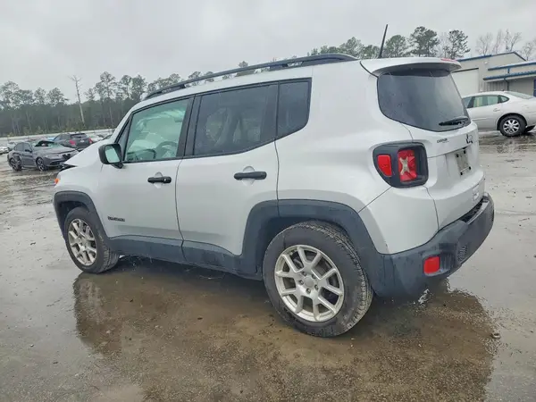ZACNJAAB5LPL18863 2020 JEEP RENEGADE - Image 2