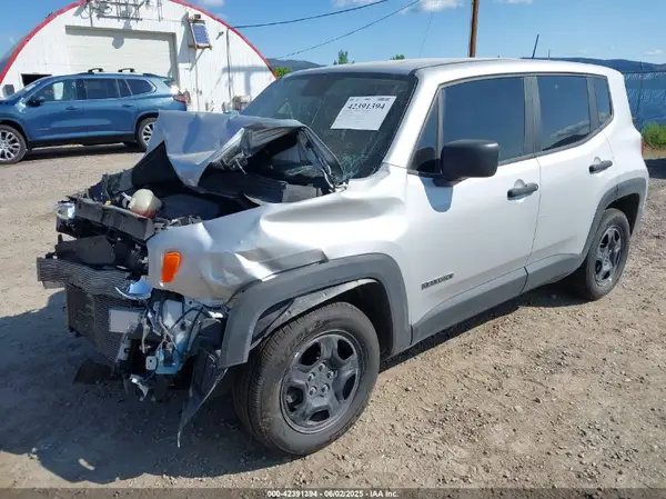 ZACNJAAB5LPL76293 2020 JEEP RENEGADE - Image 2