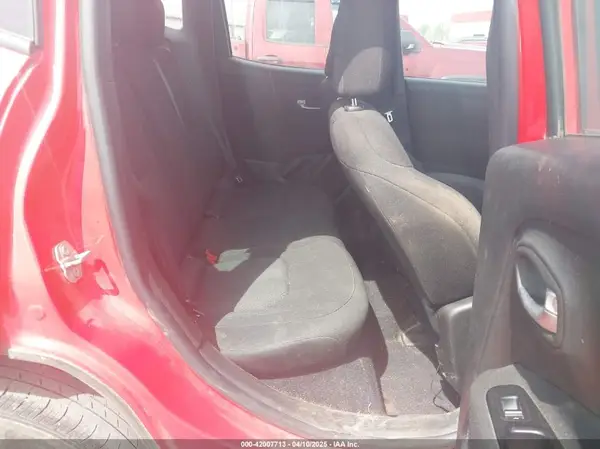 ZACNJAAB6LPL66937 2020 JEEP RENEGADE - Image 8