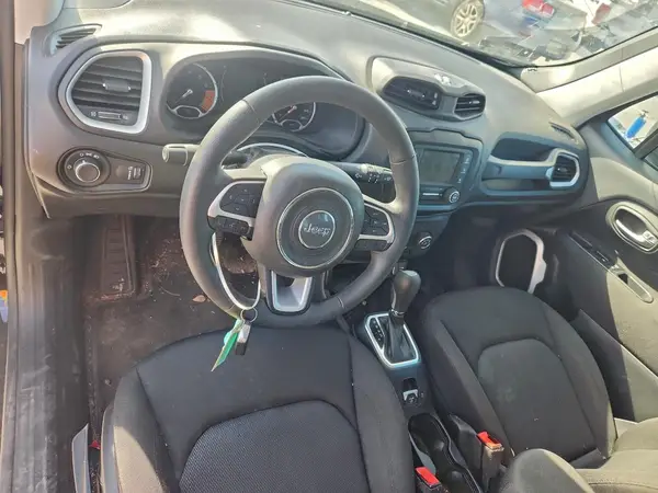 ZACNJAAB6LPL67604 2020 JEEP RENEGADE - Image 8