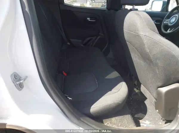 ZACNJAAB7LPL12899 2020 JEEP RENEGADE - Image 8