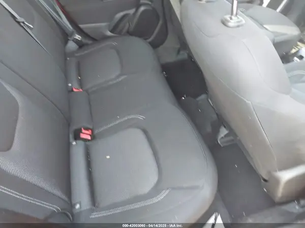 ZACNJAAB8LPL83996 2020 JEEP RENEGADE - Image 8