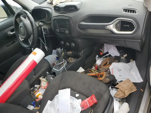 ZACNJAAB9KPK41509 2019 JEEP RENEGADE - Image 8