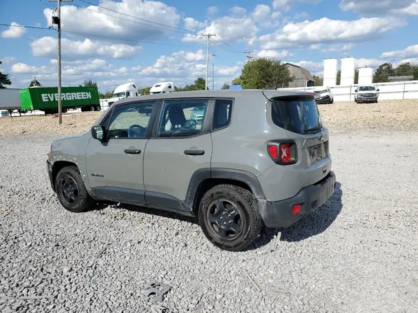 ZACNJAAB9LPL85983 2020 JEEP RENEGADE - Image 2