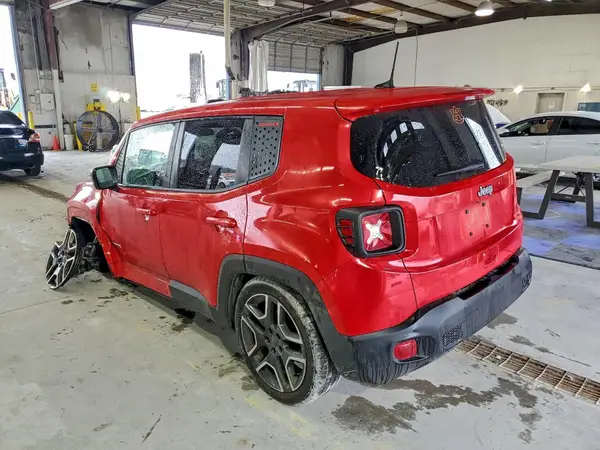 ZACNJAAB9LPM28296 2020 JEEP RENEGADE - Image 2