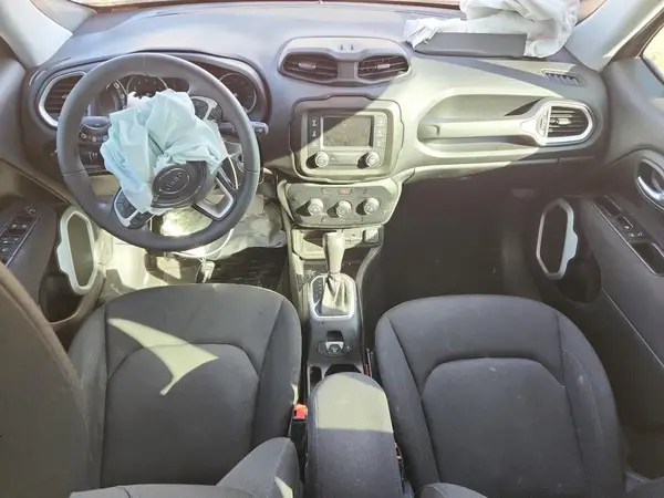 ZACNJAABXLPL05235 2020 JEEP RENEGADE - Image 8