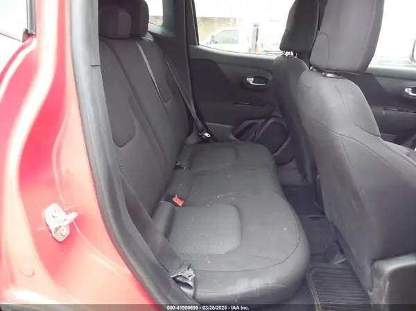ZACNJAABXLPL52877 2020 JEEP RENEGADE - Image 8