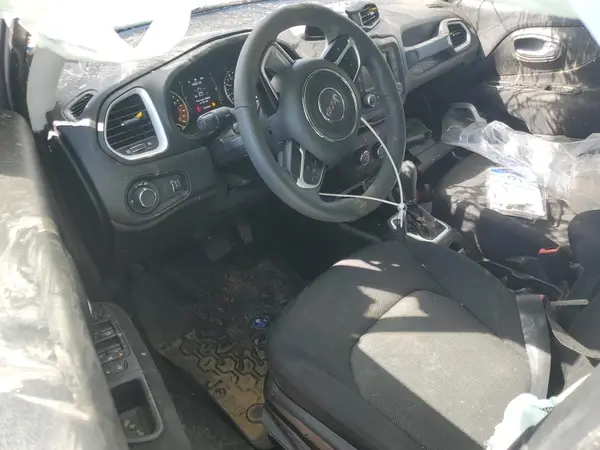 ZACNJAABXLPL86222 2020 JEEP RENEGADE - Image 8