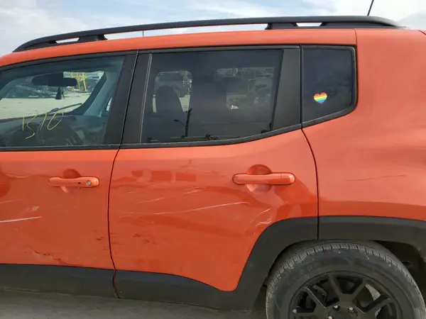 ZACNJABB0KPK52915 2019 JEEP RENEGADE - Image 8
