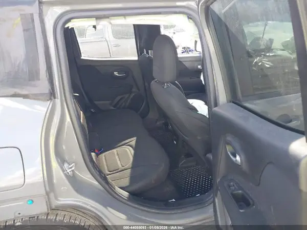 ZACNJABB0LPL33320 2020 JEEP RENEGADE - Image 8