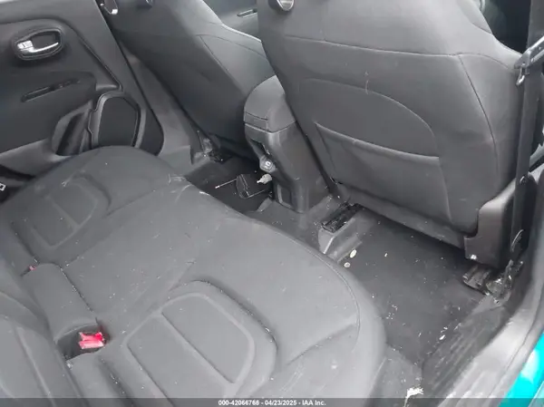 ZACNJABB1LPL03274 2020 JEEP RENEGADE - Image 8