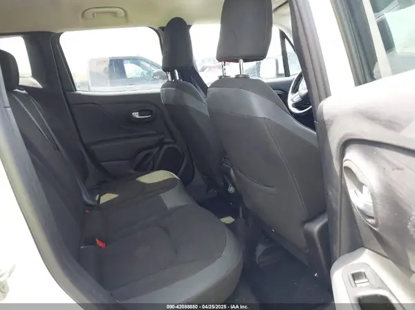 ZACNJABB1LPL41510 2020 JEEP RENEGADE - Image 8