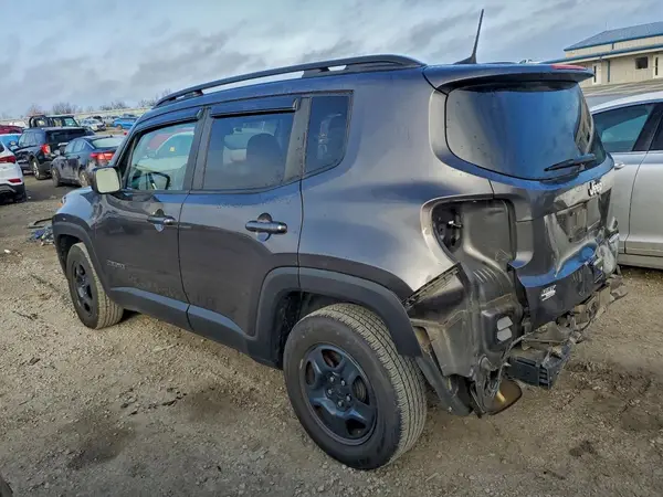 ZACNJABB2KPJ76078 2019 JEEP RENEGADE - Image 2