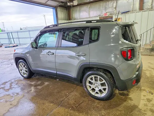 ZACNJABB2LPL27082 2020 JEEP RENEGADE - Image 2