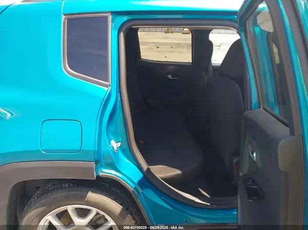 ZACNJABB2LPL72149 2020 JEEP RENEGADE - Image 8