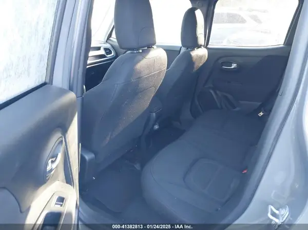 ZACNJABB3KPK85472 2019 JEEP RENEGADE - Image 8