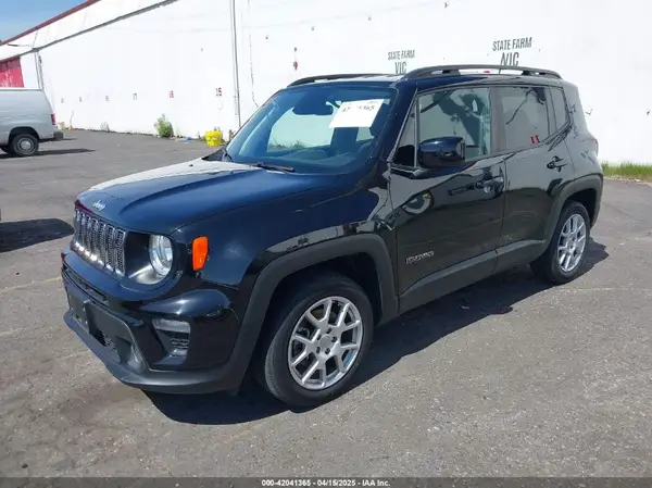 ZACNJABB3KPK90090 2019 JEEP RENEGADE - Image 2