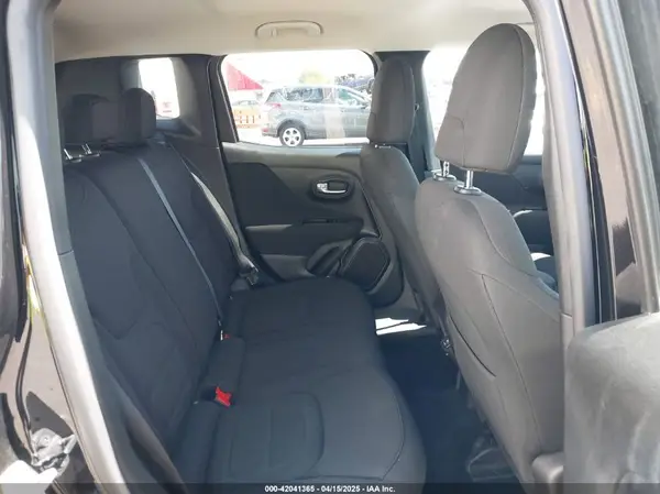 ZACNJABB3KPK90090 2019 JEEP RENEGADE - Image 8
