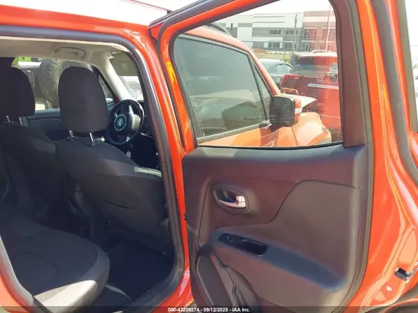 ZACNJABB3LPL92152 2020 JEEP RENEGADE - Image 8