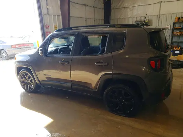 ZACNJABB4KPJ73571 2019 JEEP RENEGADE - Image 2