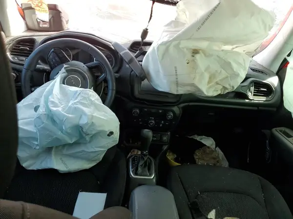 ZACNJABB4LPL02264 2020 JEEP RENEGADE - Image 8